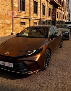 تۆیۆتا کامری